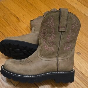 Ariat Size 6 Boots